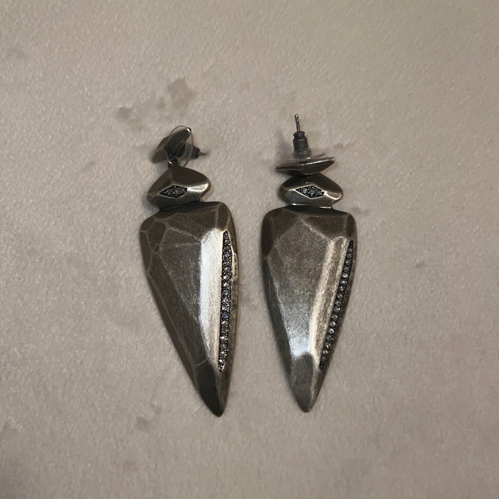 Kendra Scott PROTO Arrowhead Vintage Silver Earrings